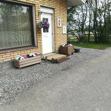 Apartment Köpsintie 4 *